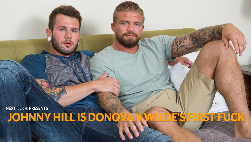 65927 01 01 - Johnny Hill slowly presses his big dick deep down into Donovan Wilde’s smooth asshole