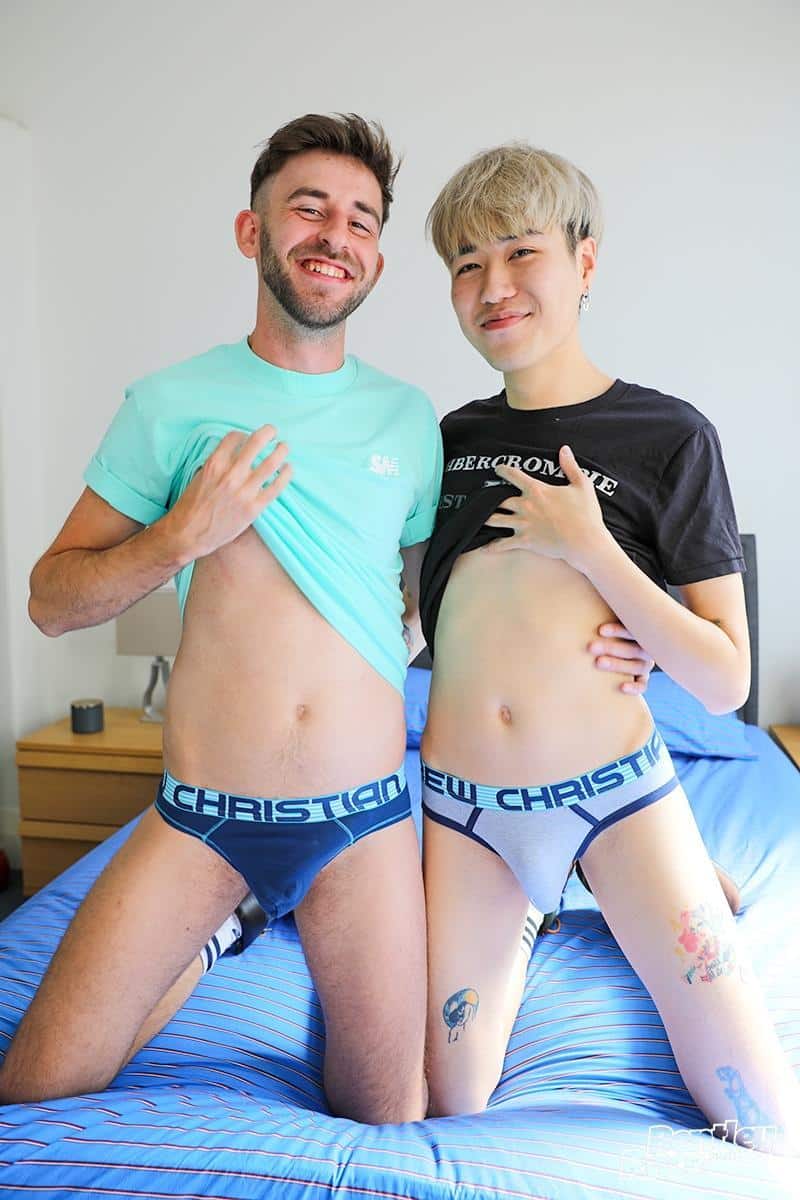 Sexy young bearded hottie Eddie Archer huge cock barebacking punk Andrew Tran hot asshole 26 gay porn pics - Sexy young bearded hottie Eddie Archer’s huge cock barebacking punk Andrew Tran’s hot asshole